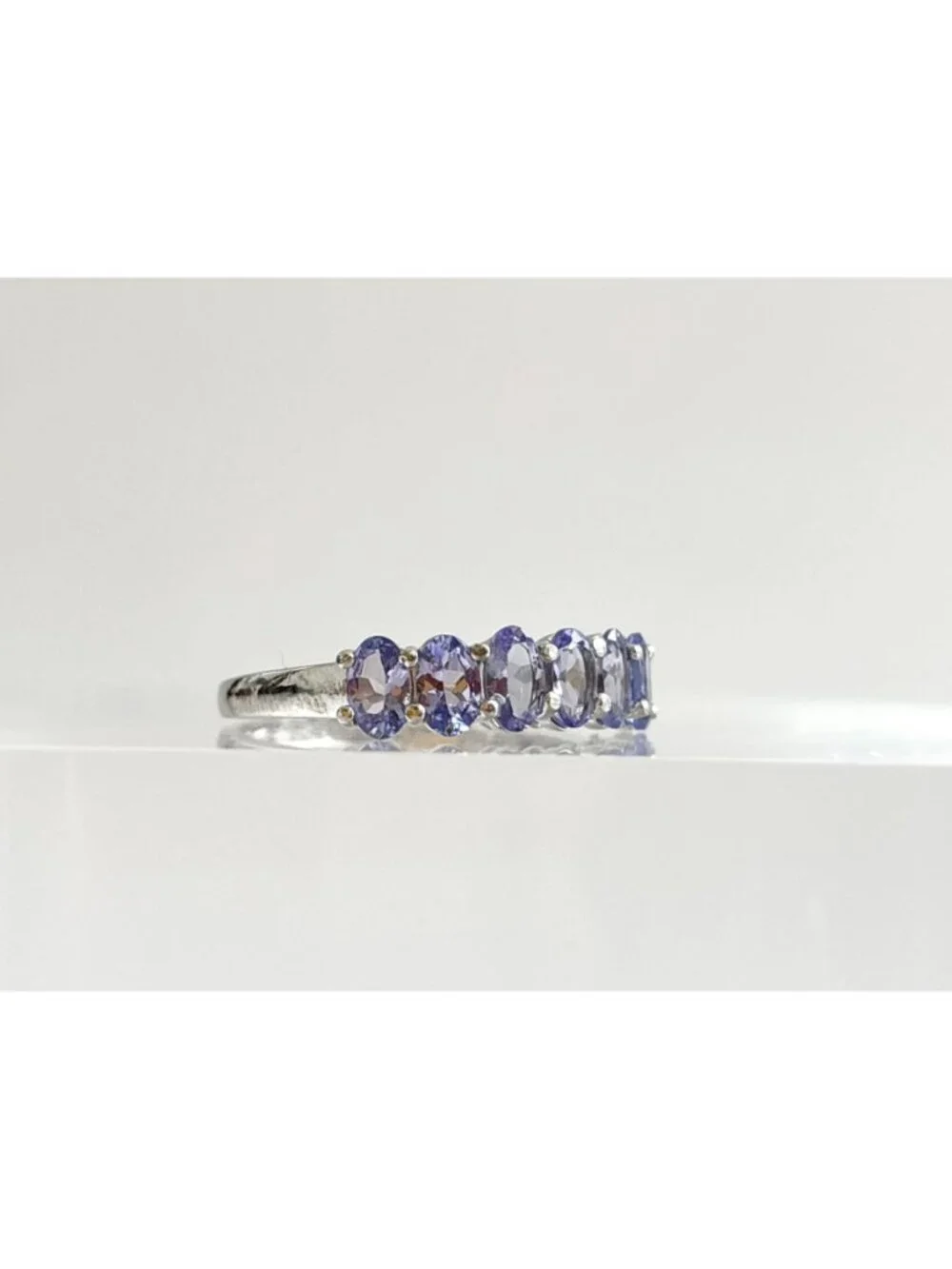 Tanzanite Gemstone Oval Cut Row Set Sterling Silver 925 Vintage Ring - sz 10